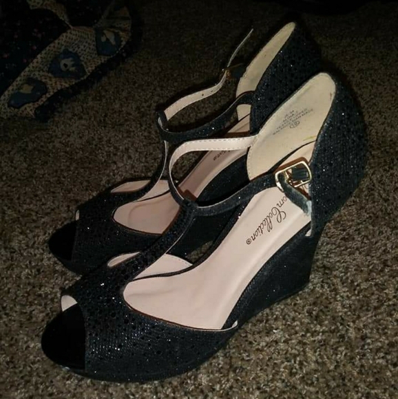 De Blossom Collection Heels! - Picture 1 of 4